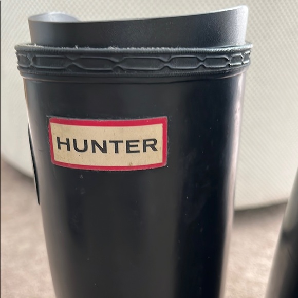 Hunter Classic Black Waterproof Boots - Picture 4 of 8